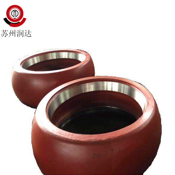 高鉻鑄鐵耐磨輥套生產(chǎn)的難點(diǎn)是什么？